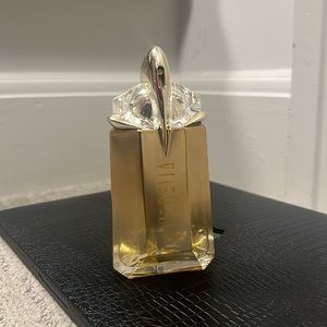 Alien Goddess Mugler